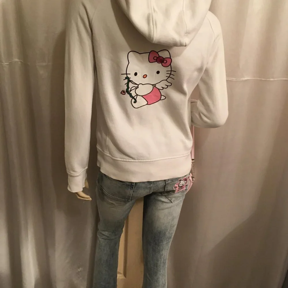 ADORABLE y2k hoodie with hello kitty logo and crystal details! - Picture 6 of 15